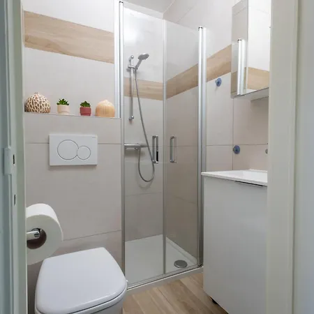 Met Zeezicht Appartement *